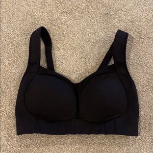 Lululemon ta ta tamer sports bra 32DD (32E)